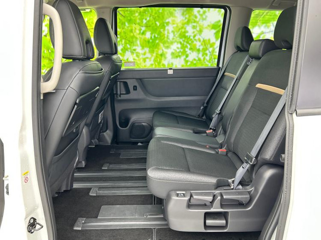 中古車 日産 セレナ 2.0 ハイウェイスター V の中古車詳細 (2,490km 