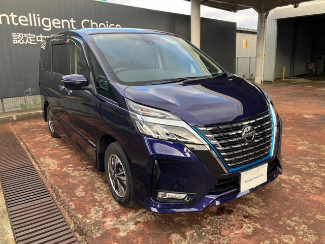 セレナ 1.2 e-POWER ハイウェイスター V 