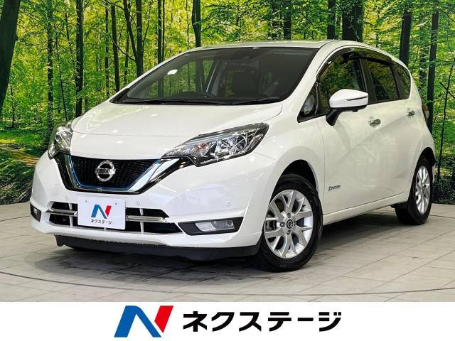 ノート 1.2 e-POWER メダリスト FOUR 4WD 