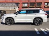 アウトランダー PHEV 2.4 P 4WD 