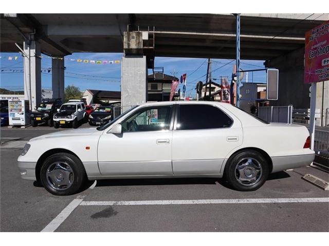中古車 トヨタ セルシオ 4.0 C仕様 後期モデル ノーマル車 中古車 トヨタ セルシオ 4.0 C仕様 後期モデル ノーマル車