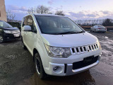 デリカD:5 2.4 G ナビパッケージ 4WD 