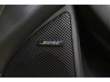 【BOSEサウンド】車種ごとにベストなシステムを用意し、車両の開発段階から音響を突き詰めるBOSE。シート素材の違いによってもセッティングを変更するという、BOSEならではのきめ細やかな音響です。