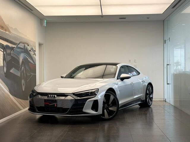 e-tron GT クワトロ 4WD 