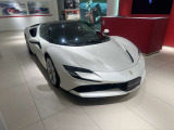 SF90ストラダーレ アセット フィオラノ F1 DCT E 4WD 