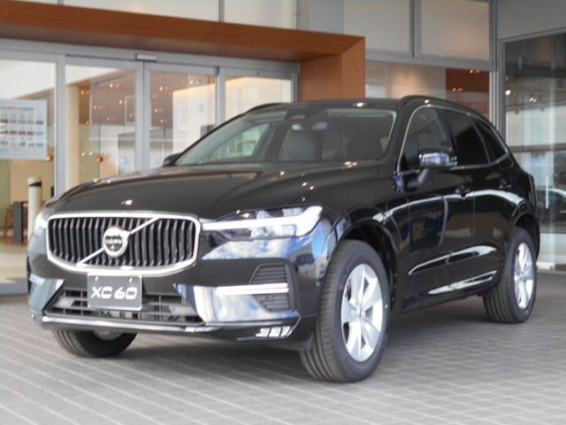 XC60 プラス B5 