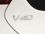 V40エンブレム