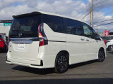 セレナ 2.0 ハイウェイスター V 