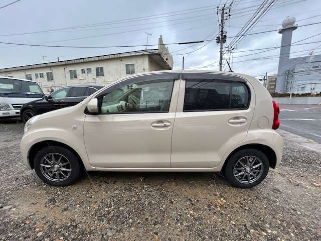 トヨタ パッソ 1.0 X 4WD の中古車詳細 (39,000km, ベージュ, 秋田県