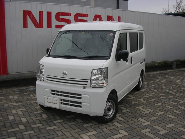 NV100クリッパー DX ハイルーフ 5AGS車 4WD 