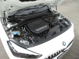 BMW/MINI正規認定中古車保証。保証内容・・・エンジン・トランスミッション・ブレーキなどの主要部品。 特徴・・・24時間エマージェンシーサービス。
