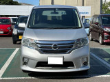 セレナ 2.0 ハイウェイスター S-HYBRID 