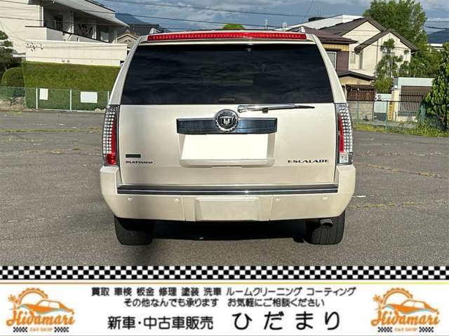 キャデラック エスカレード プラチナム 4WD AWD の中古車詳細 (7,000km