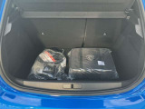 消耗部品については15品目を点検し、必要であれば全て交換してからご納車致します。(バッテリー・ワイパー・ブレード・ゴム、エンジンオイル、オイルエレメント、花粉フィルター、ブレーキフルード、ATF、灰皿等)