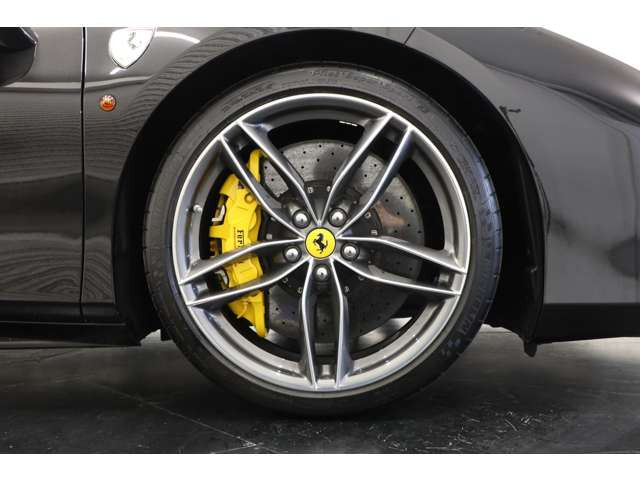 フェラーリ488GTB 本物の鍵 【公式通販】