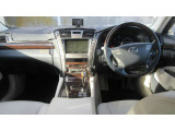 LS 600hL 後席セパレートシートパッケージ 4WD 