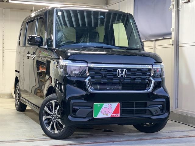 N-BOXカスタム  カスタム 660 4WD