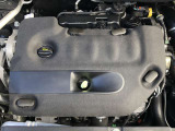 新世代クリーンディーゼルBlueHDiは、アクセルを踏み込むと瞬時に湧き起こる力強いトルクによる加速性能と高い水準の燃費と環境性能を実現。