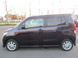 軽自動車からミニバンまで幅広い車種を展示しておりますのでおりますのでお気軽にお立ち寄りください♪