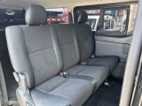 自社認証工場を完備しておりますので、納車前の車検・整備や、アフターメンテナスもばっちりですので、安心して当社にお任せ下さい。また、当社にて車輌ご成約のお客様はオイル交換永久無料のサービス付きです!また