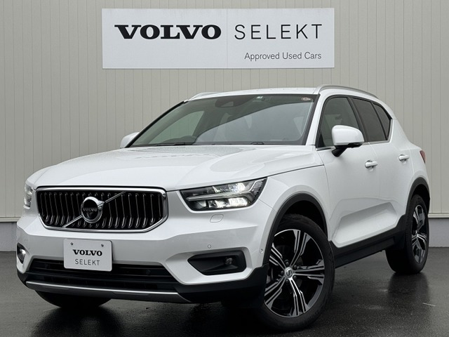 XC40 B4 AWD インスクリプション 4WD 