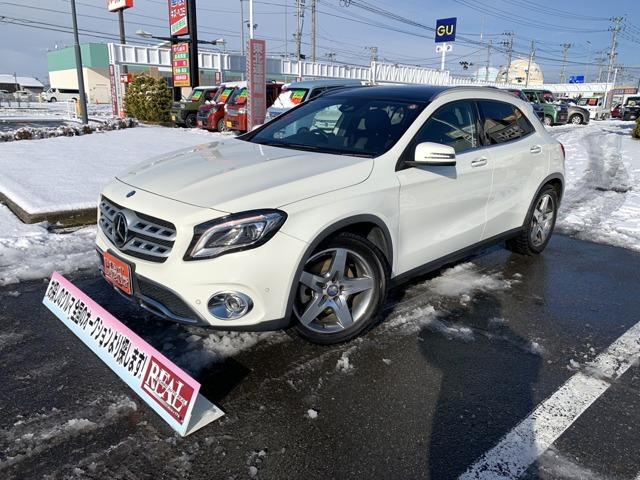 GLAクラス GLA220 4マチック 4WD 
