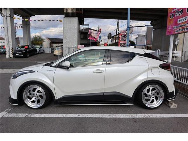 中古車 トヨタ C-HR ハイブリッド 1.8 G KUHLフルエアロ KUHLマフラー  
