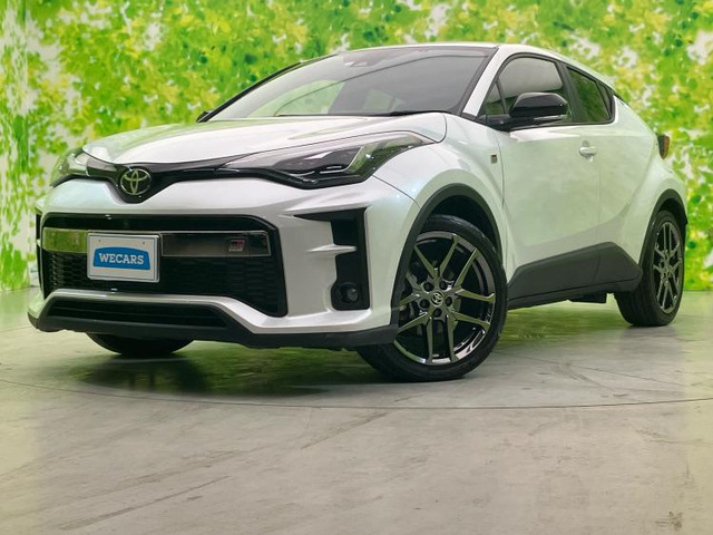 C-HR ハイブリッド 1.8 S GR スポーツ 