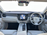XC60 T5 AWD インスクリプション 4WD 4WD 本革シート