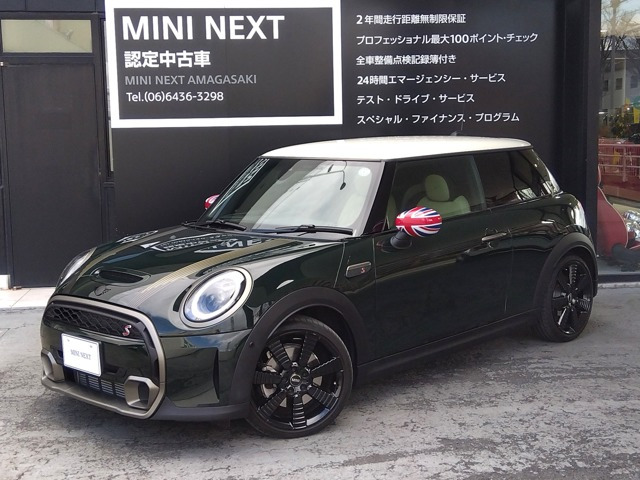中古車 BMW MINI ミニ クーパー S レゾリュート エディション DCT の 