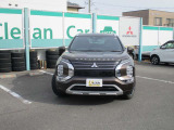 アウトランダー PHEV 2.4 P 4WD 