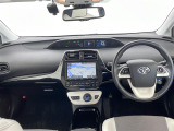 プリウス 1.8 S セーフティ プラス サンルーフ 修復歴無し