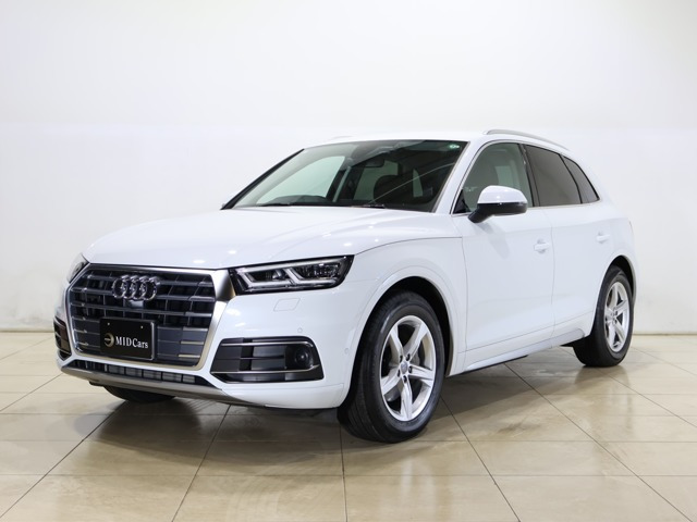 Q5 45 TFSI クワトロ スポーツ ラグジュアリーパッケージ 4WD 