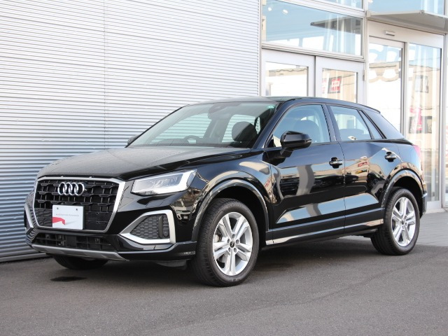 Q2 35 TFSI アドバンスド 