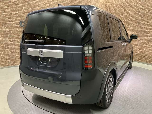 ホンダ フリード 1.5 クロスター の中古車詳細 (登録済未使用車