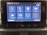 ワイド画面のナビゲーションはフルセグTV、インターナビ対応のGathers純正メモリーナビを搭載しています。Bluetoothオーディオ機能がありますので、スマートフォンなどの音楽も再生できます。