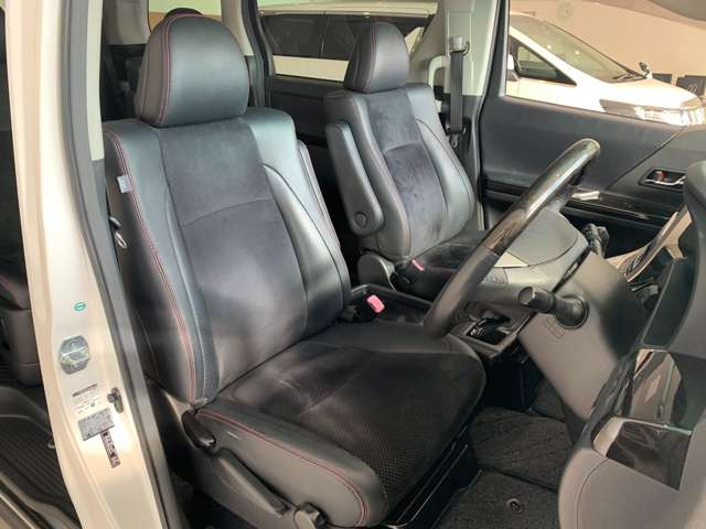 TOYOTA純正 20系ヴェルファイア アルファード レザー製大型ヘッドレスト TOYOTA純正 20系ヴェルファイア アルファード レザー製大型