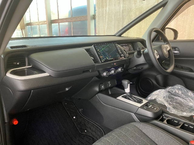 ホンダ フィット 1.3 ホーム の中古車詳細 (25,000km, ミッドナイト  