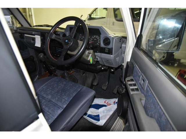 KKさま専用 トヨタ ランドクルーザー70 4.2 ZX ディーゼル 4WD の中古車詳細