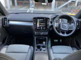 XC40  B3 モメンタム