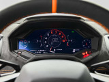 12.3インチのフル液晶メーターは、走行モードや設定で様々な表示が可能です。