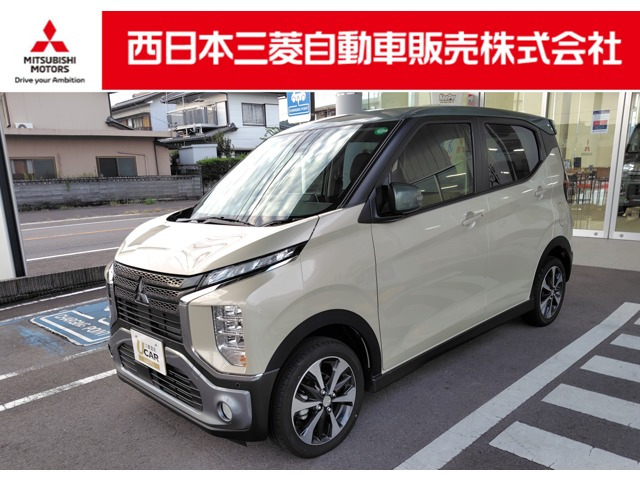 eKクロス G プレミアム 4WD 