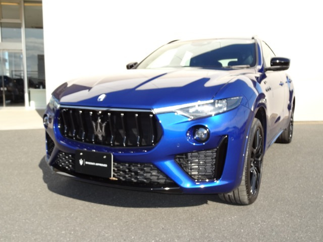 レヴァンテ  モデナ 4WD