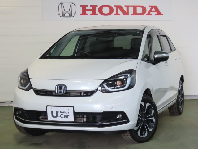 フィット  1.5 e:HEV リュクス 4WD