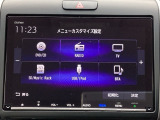 純正9インチナビです。フルセグTV・DVD再生可能!Bluetoothでお好きな音楽お聞きいただけます。所定の時期に3回の無料地図更新つき!!