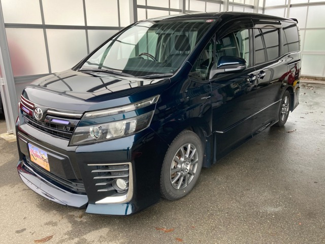 ヴォクシー 2.0 ZS 4WD 
