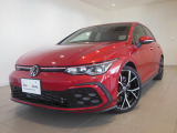 長い歴史と伝統を代々受け継ぐゴルフのハイパフォーマンスモデル「GTI」!高い安全性と運動性が好評の1台です!LEDマトリックスライト・純正19インチアルミ・ディスカバーナビ・リアカメラ・ETC装備!