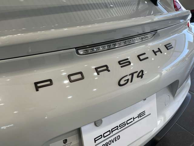 ポルシェ ケイマン GT4 の中古車詳細 (22,000km, キャララ
