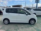 気になる車はタッチの差で売れる事が多々ありますのでお電話ください。その後ご契約頂き必要な書類のやりとりは郵送で可能です。
