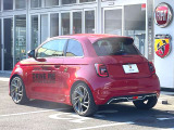 アバルト500e ツーリズモ 